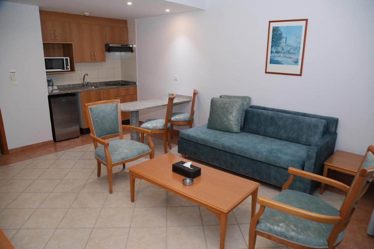 ביירות El Sheikh Suites Hotel מראה חיצוני תמונה
