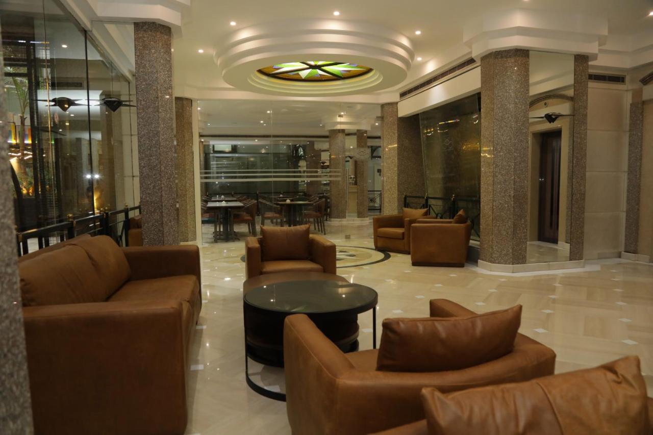 ביירות El Sheikh Suites Hotel מראה חיצוני תמונה