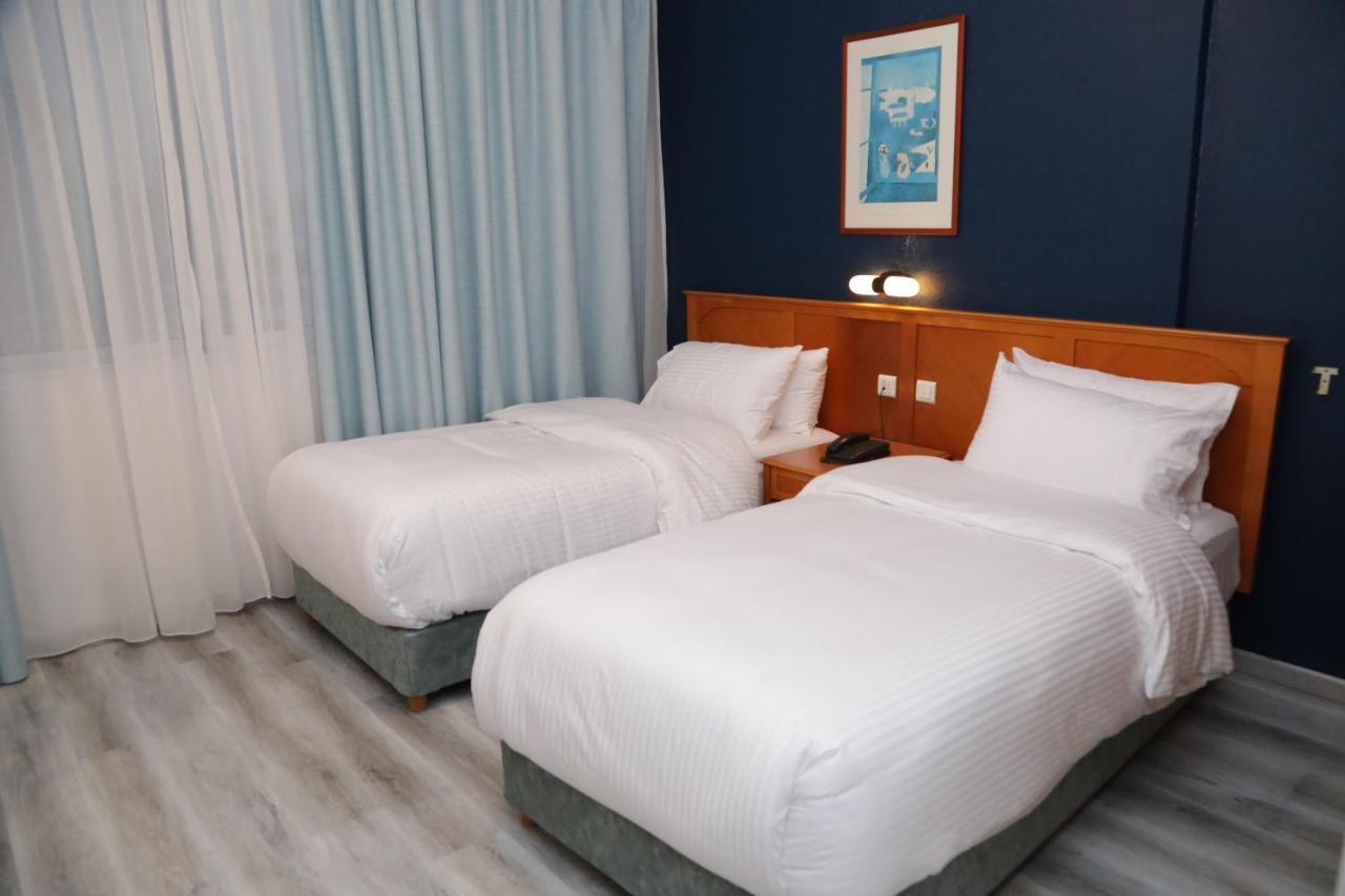 ביירות El Sheikh Suites Hotel מראה חיצוני תמונה