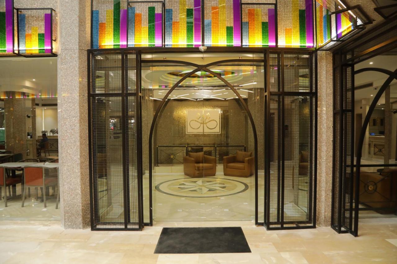 ביירות El Sheikh Suites Hotel מראה חיצוני תמונה