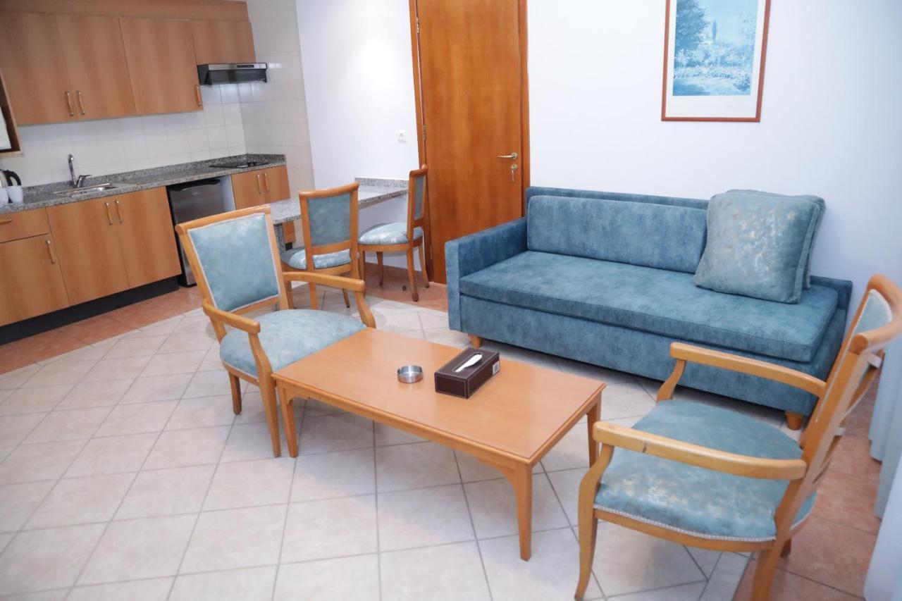 ביירות El Sheikh Suites Hotel מראה חיצוני תמונה
