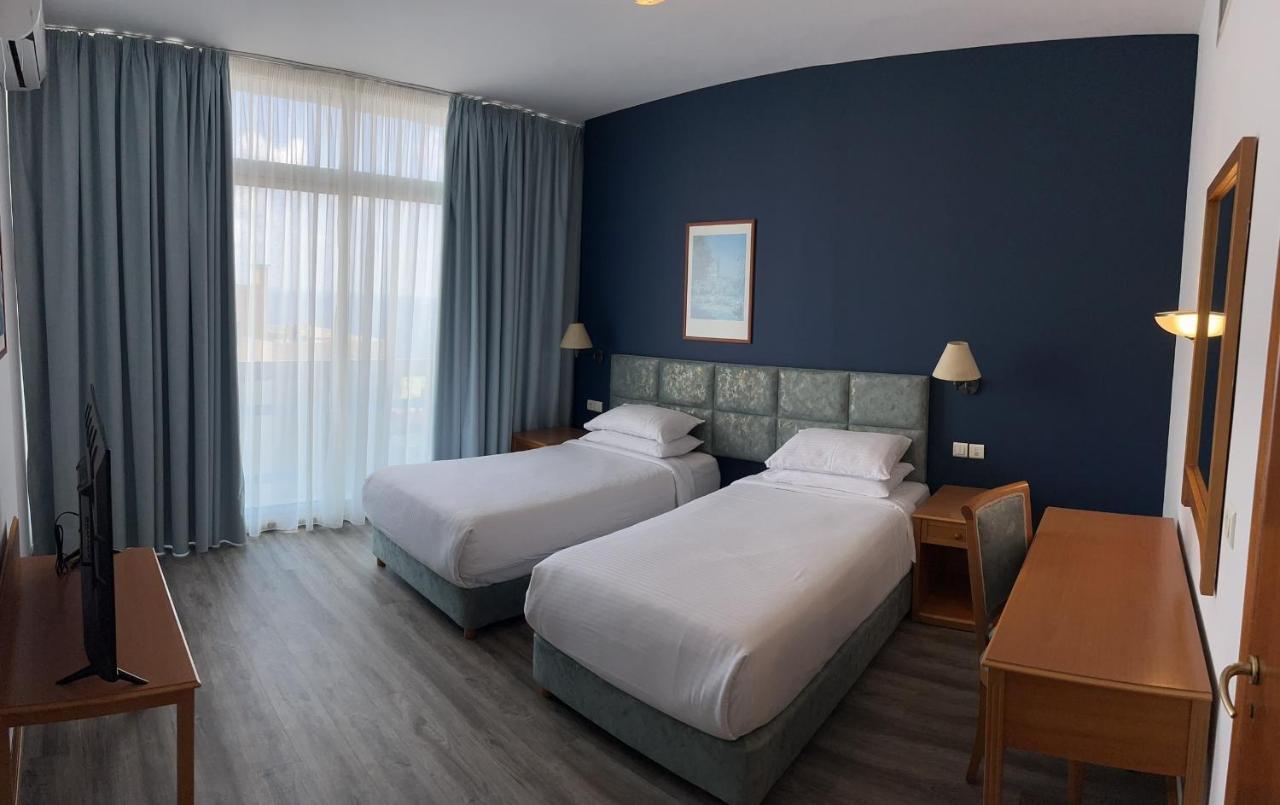 ביירות El Sheikh Suites Hotel מראה חיצוני תמונה