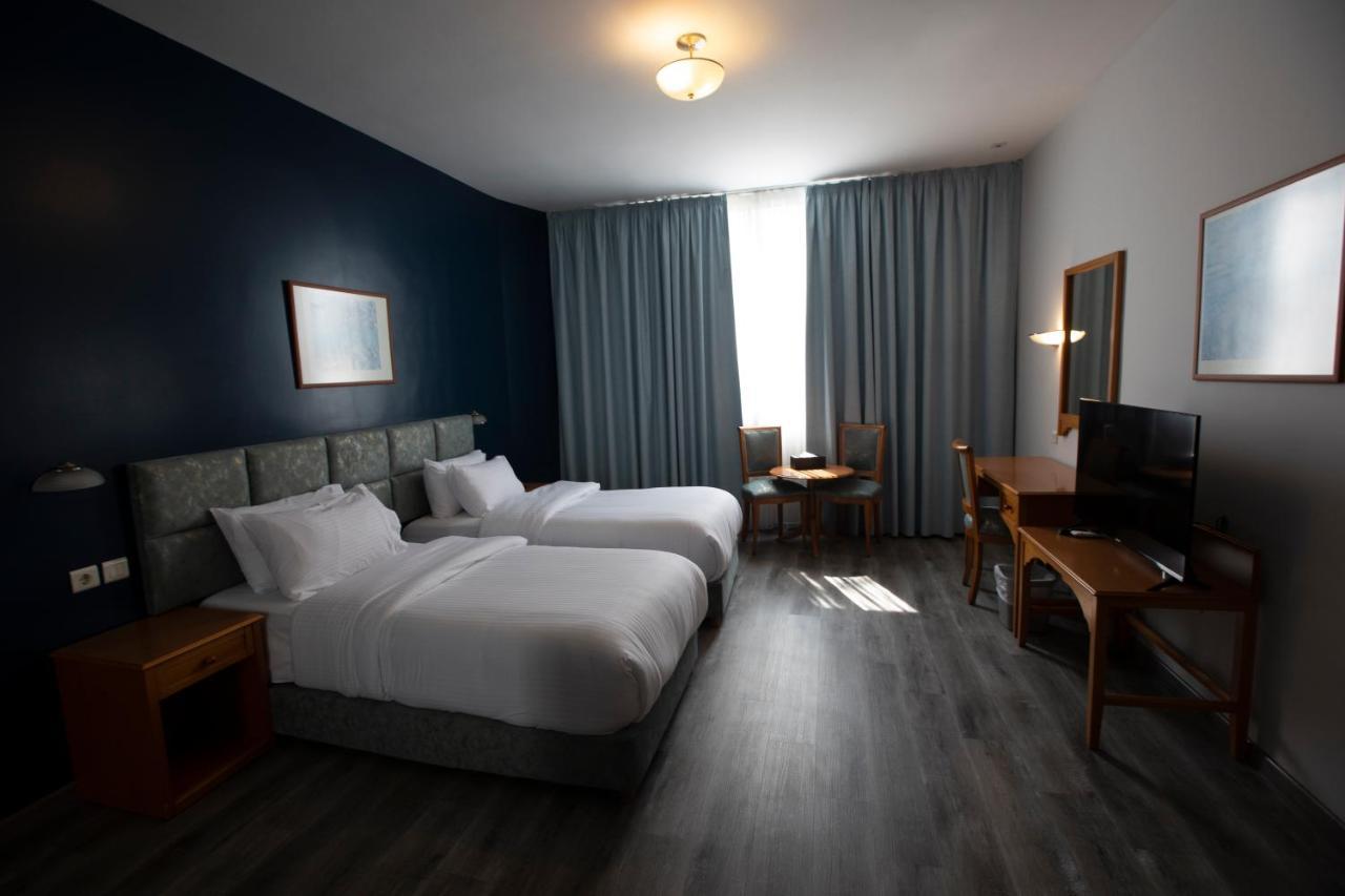 ביירות El Sheikh Suites Hotel מראה חיצוני תמונה