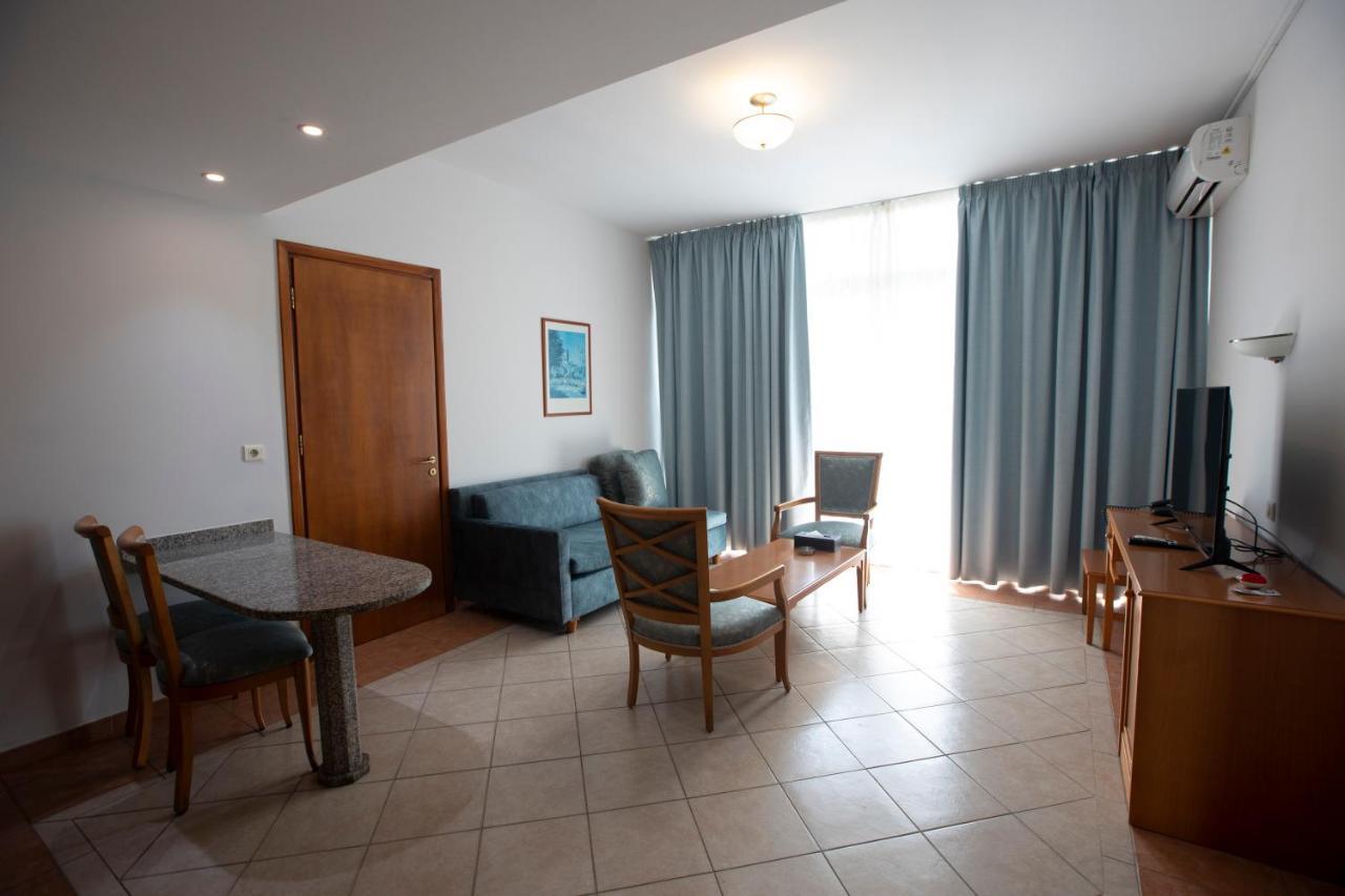 ביירות El Sheikh Suites Hotel מראה חיצוני תמונה